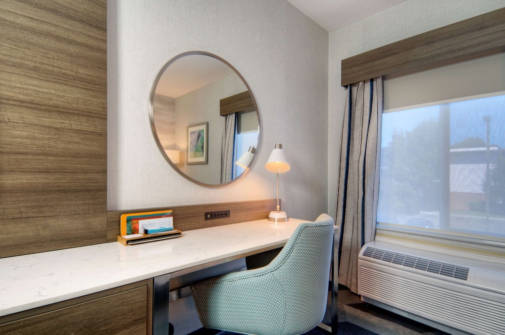 Room, Accessible - Photo 6