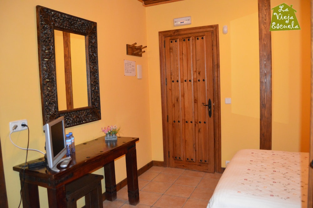 Family Triple Room, 1 Bedroom photo 2