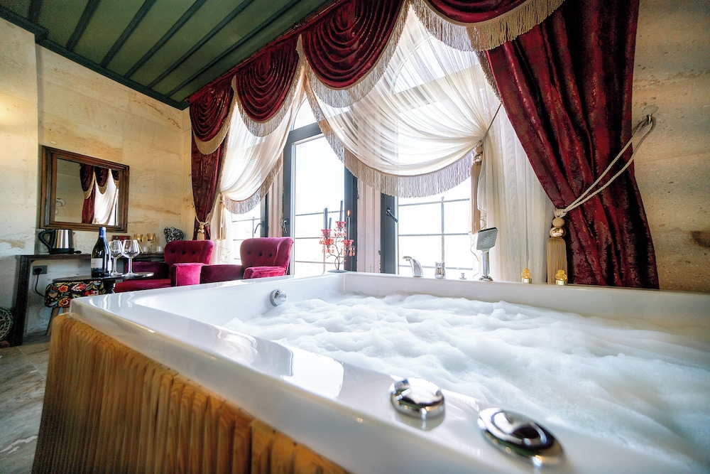 Jacuzzi Deluxe - Photo 10