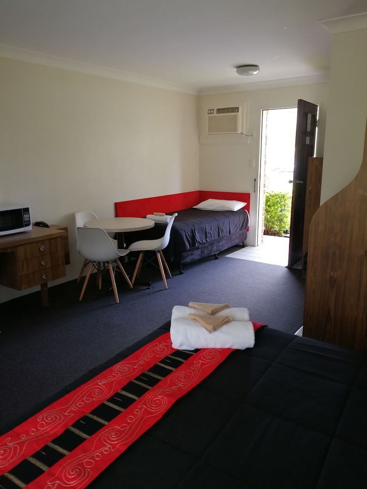 Family Room, 1 Bedroom, Park View photo 2
