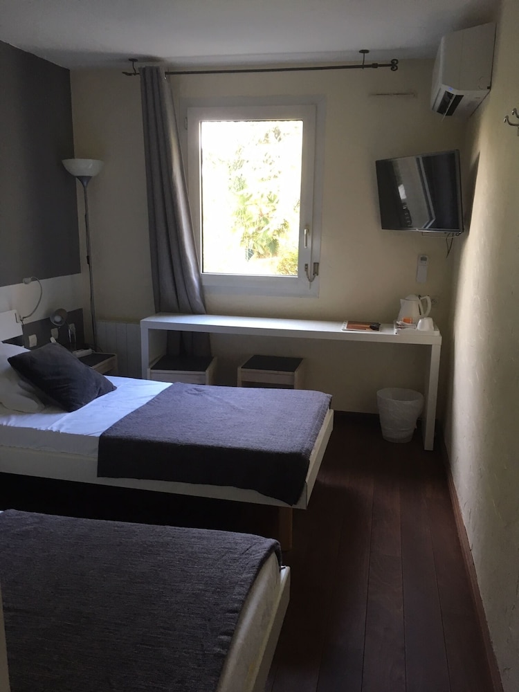 Comfort Double or Twin Room
