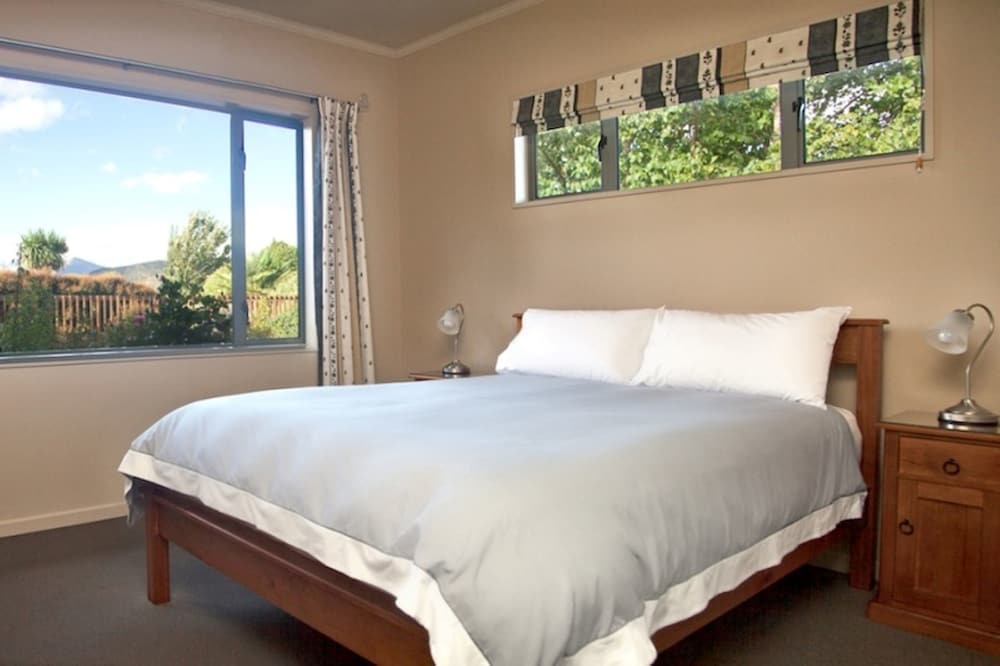 House, 2 Bedrooms, Non Smoking