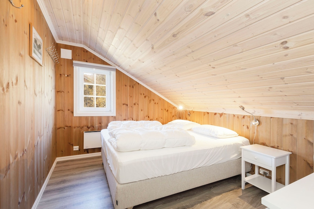 Family Cabin photo 2