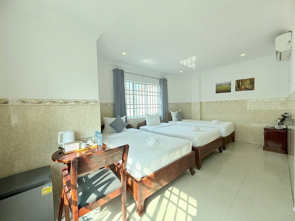 Standard Triple Room photo 3