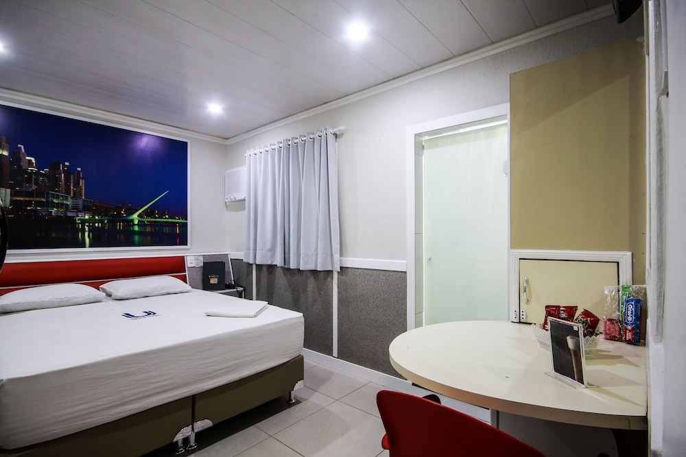 Standard Double Room - Photo 4