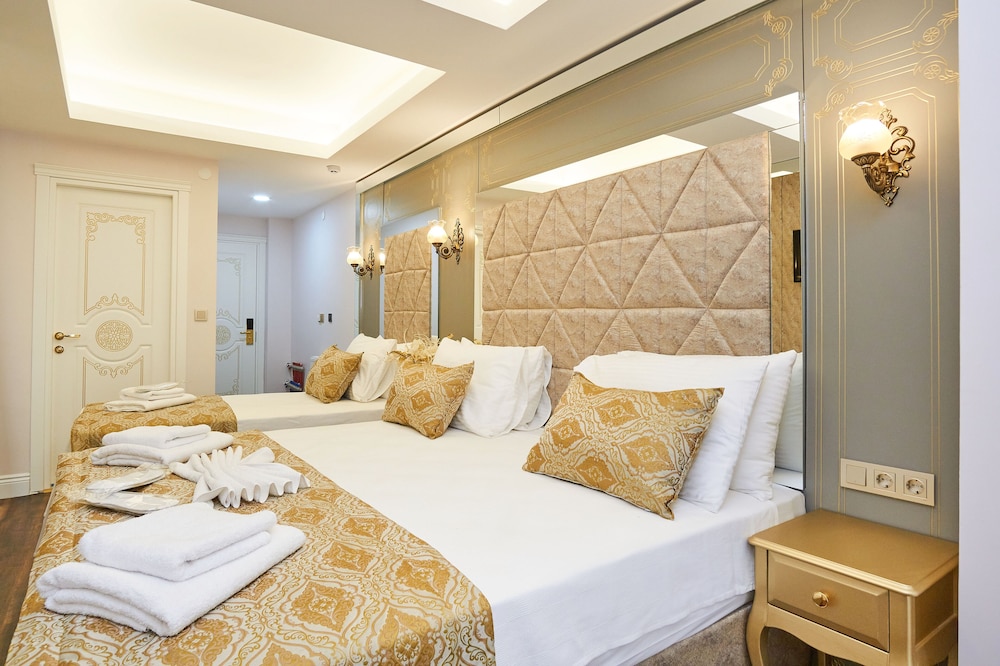 Standard Triple Room photo 2