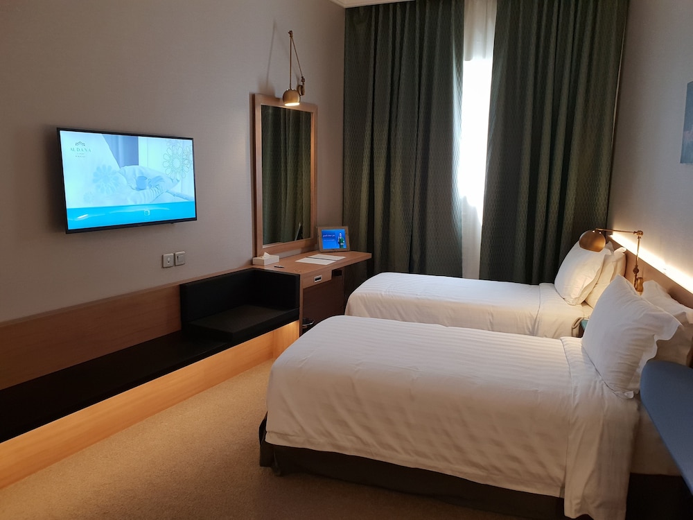 Standard Room, 1 King Bed photo 1