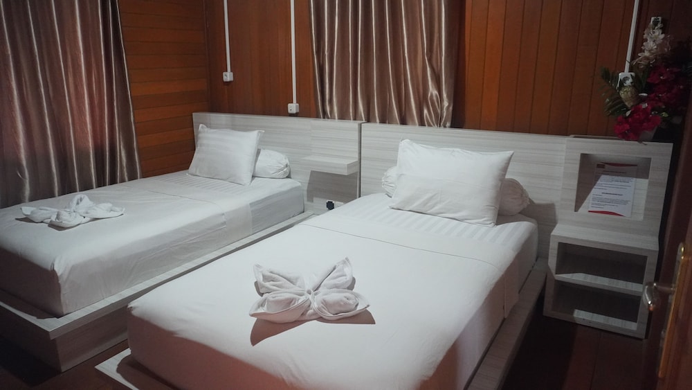 Luxury Twin Room