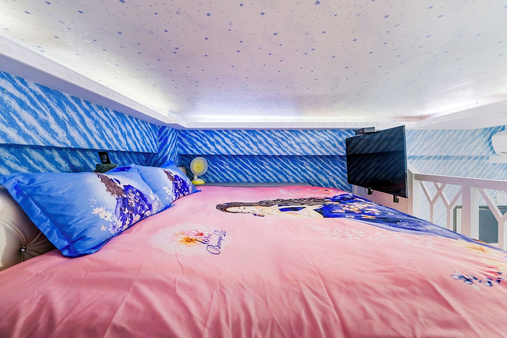 Standard Double Room - Photo 9