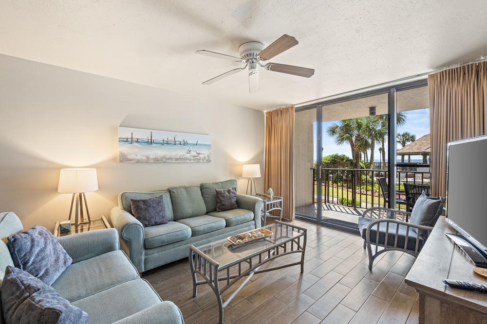 Condo, 2 Bedrooms, Ocean View (109B)
