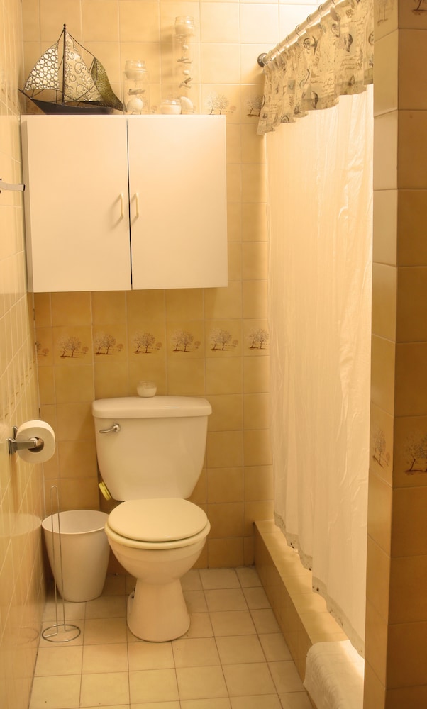 Basic Shared Dormitory, Multiple Bedrooms, Shared Bathroom photo 3