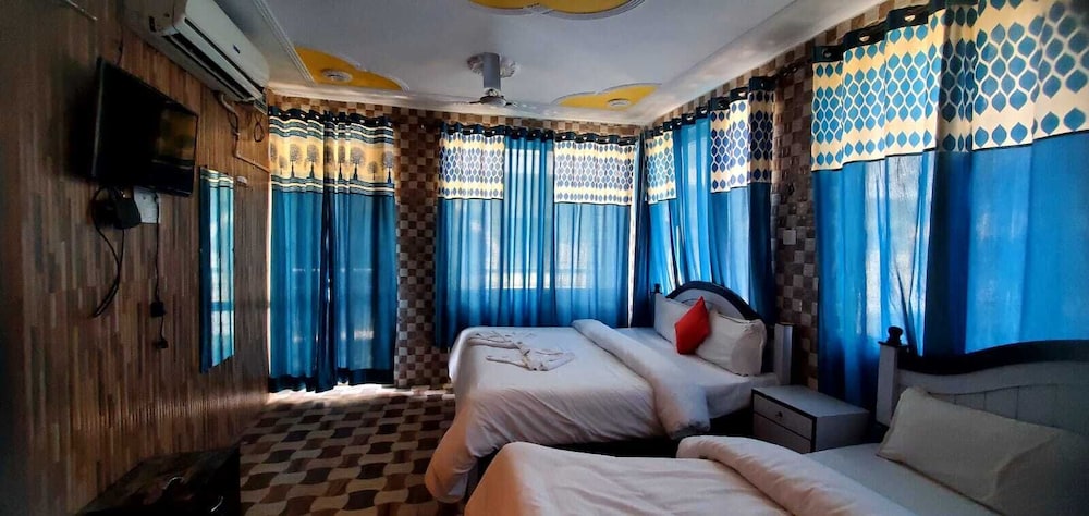 Family Quadruple Room