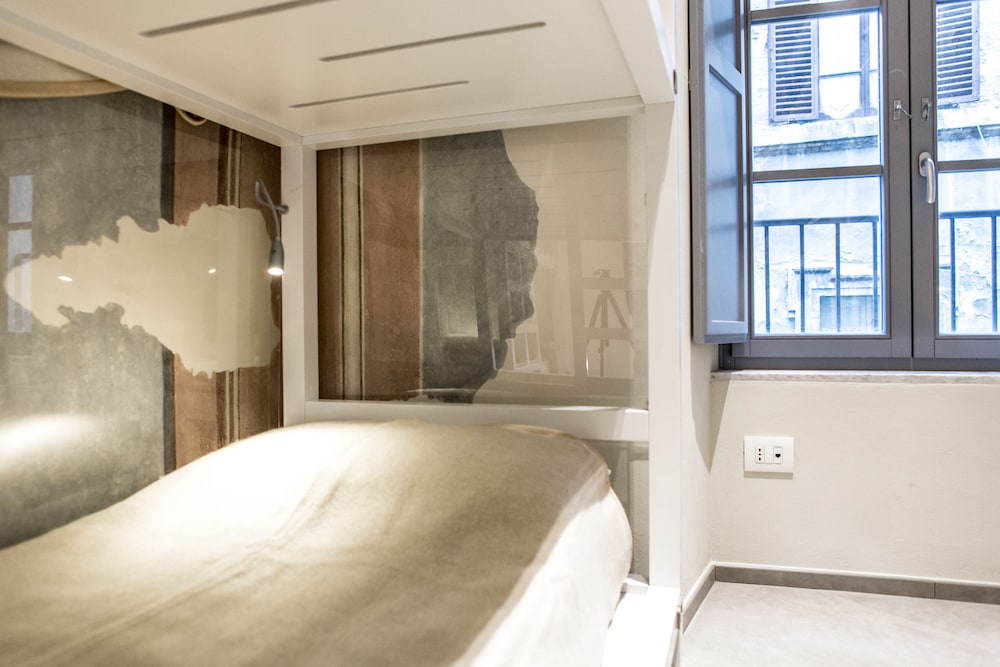 Comfort Shared Dormitory, Ensuite photo 1