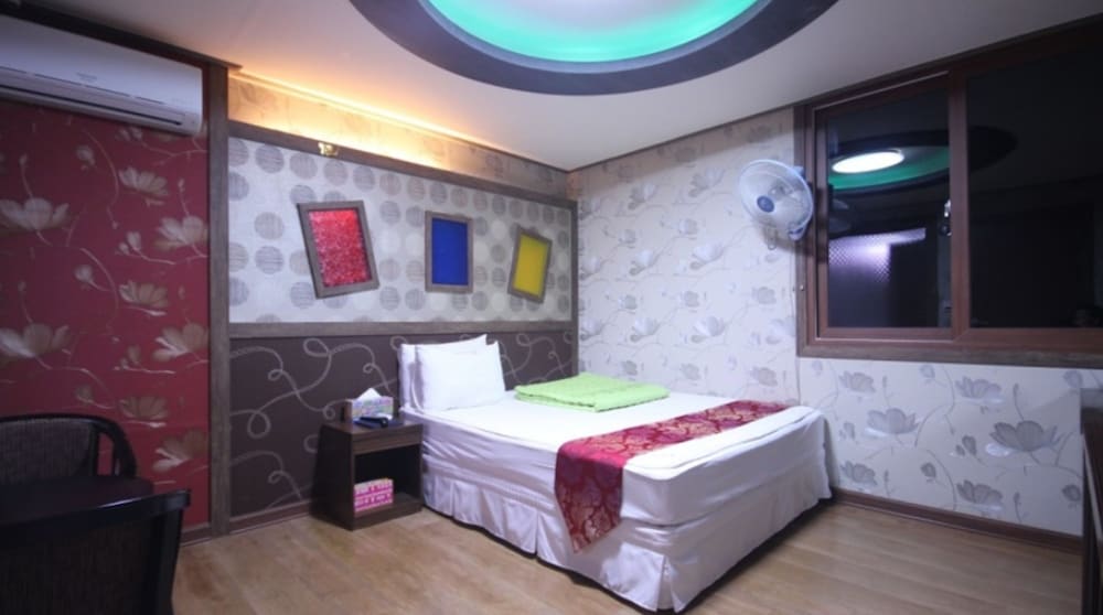 Standard Double Room photo 1