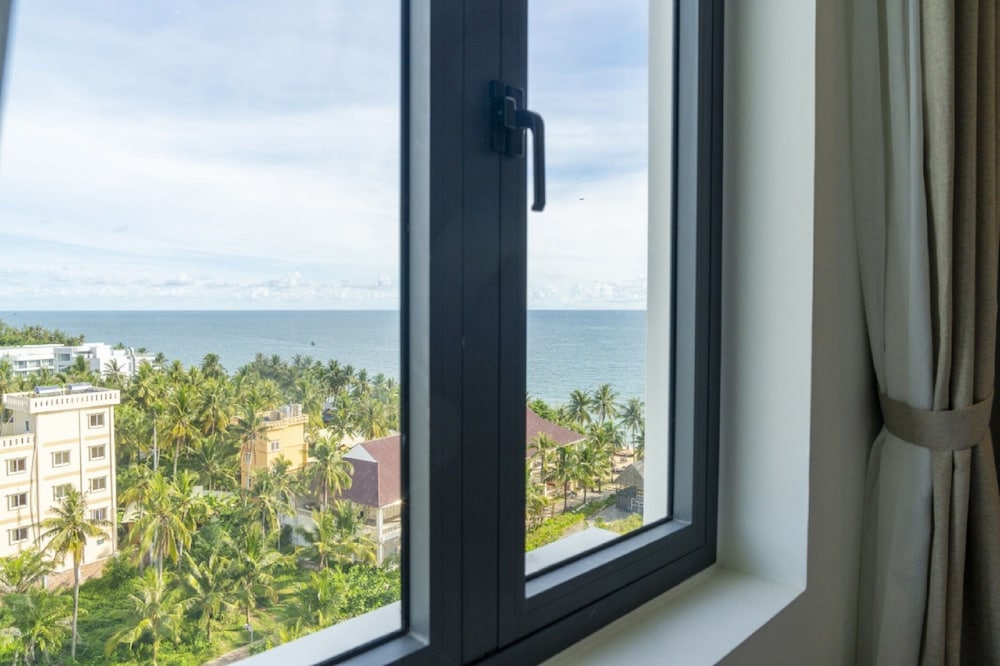 Deluxe Double Room, Sea View - Photo 3