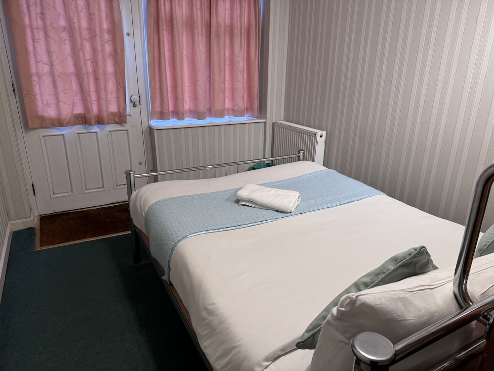 Standard Double Room photo 2