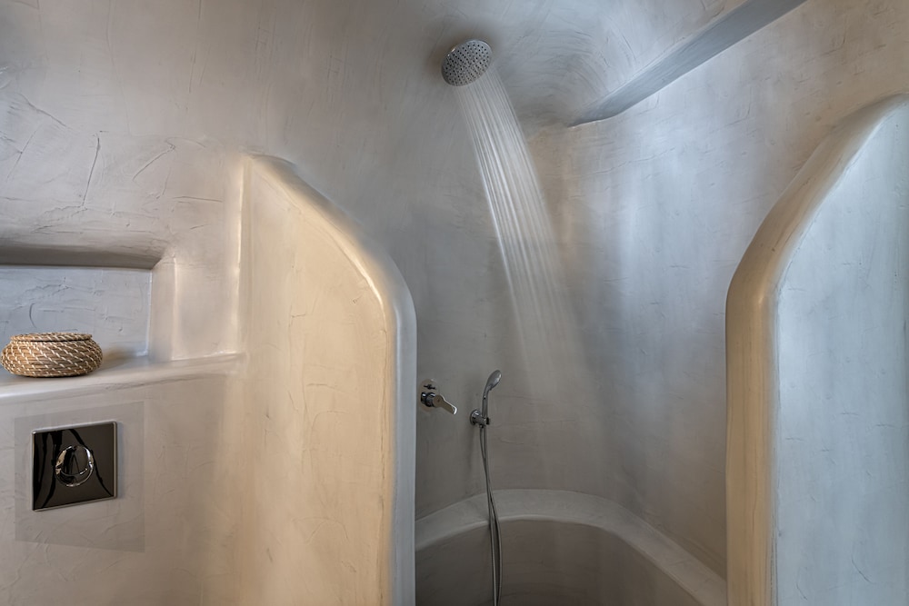 Emerald Suite - Photo 19
