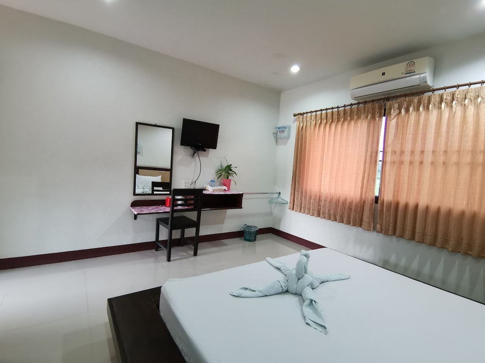 Standard Double Room - Photo 2
