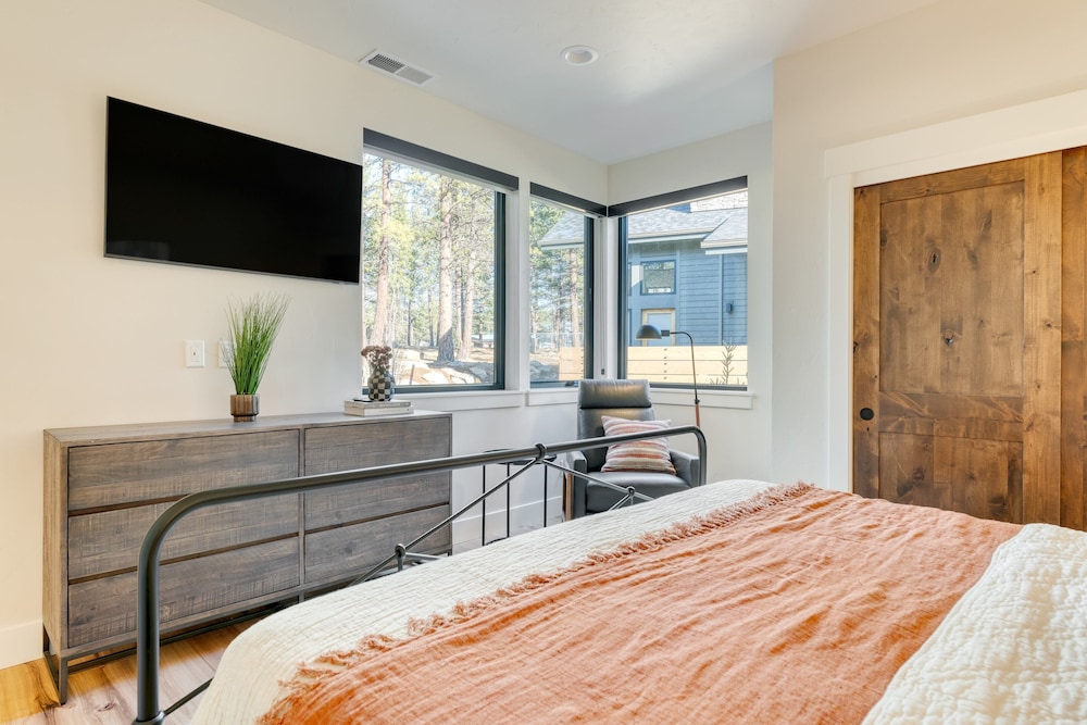 House (4 Bedrooms)