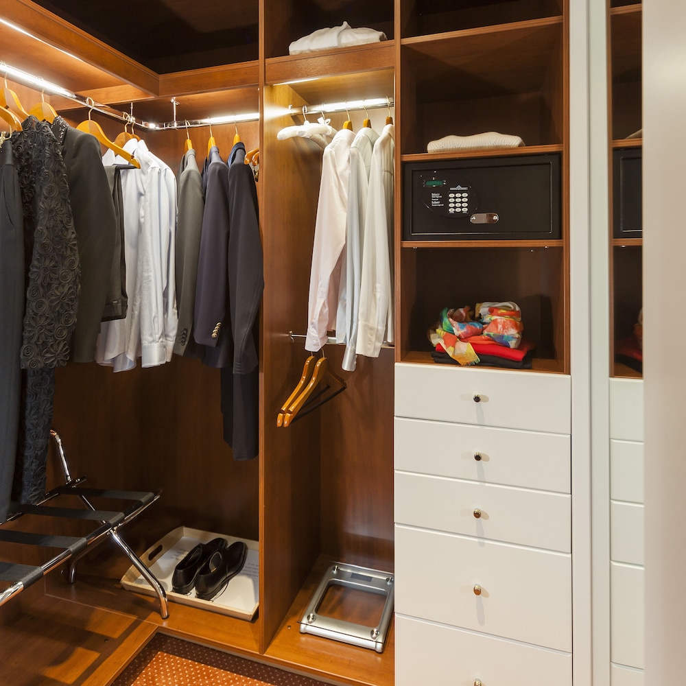 Junior Suite - Photo 11