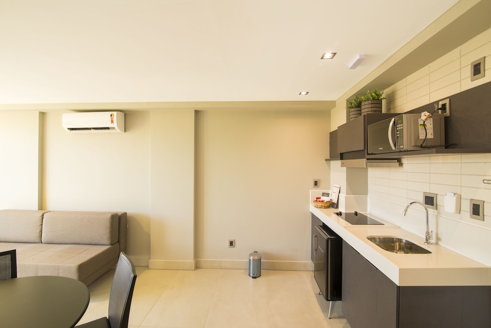Deluxe Room - Photo 3