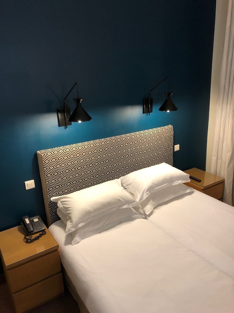 Superior Twin Room, 1 Twin Bed, Sea View - Photo 3