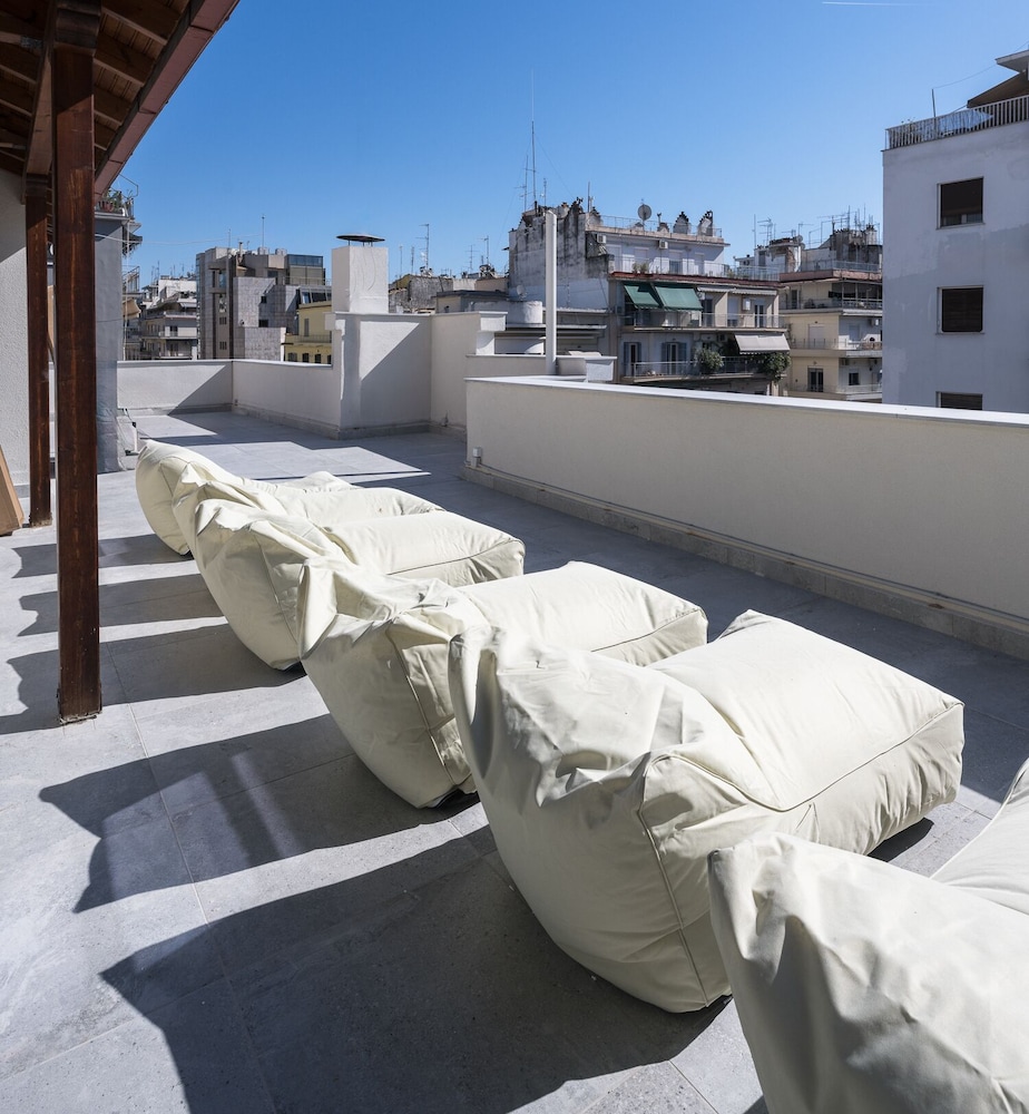 Panoramic Studio Suite, Balcony