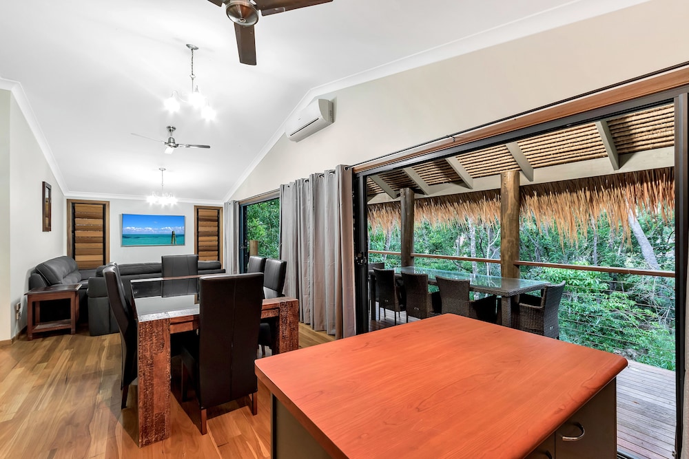 Deluxe Villa