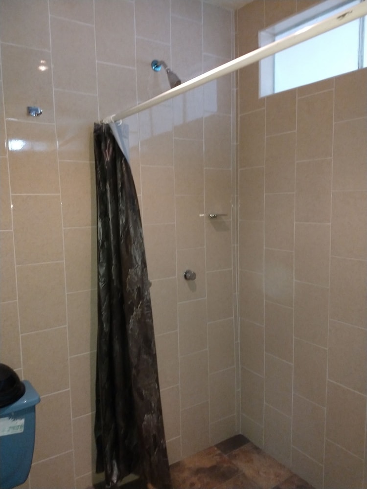 Basic Room photo 2