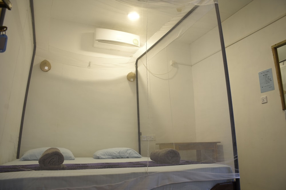 Deluxe Double Room, 1 King Bed photo 2