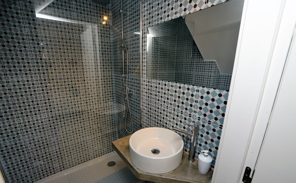 Comfort Suite, Private Bathroom photo 2