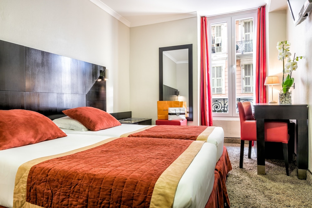 Standard Double or Twin Room - Photo 5