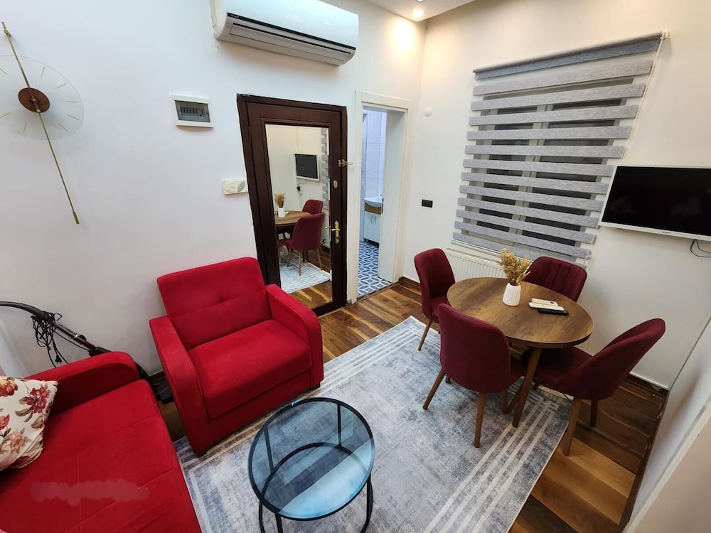 Family Apartment photo 3