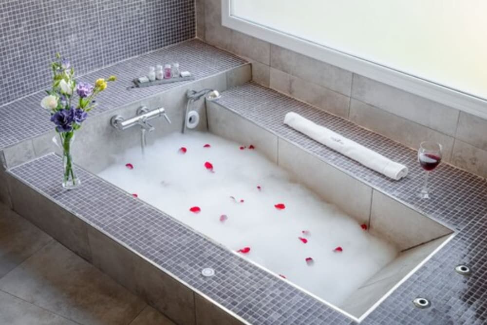 Suite (Cuvee) photo 2