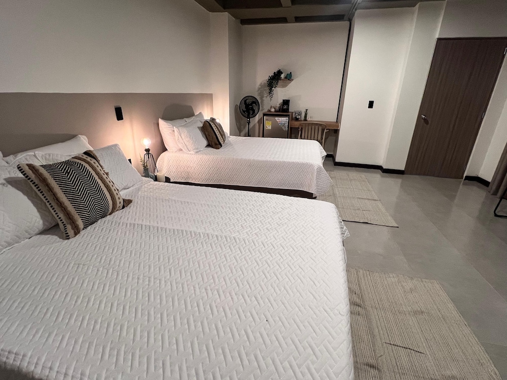 Deluxe Room, 2 Double Beds