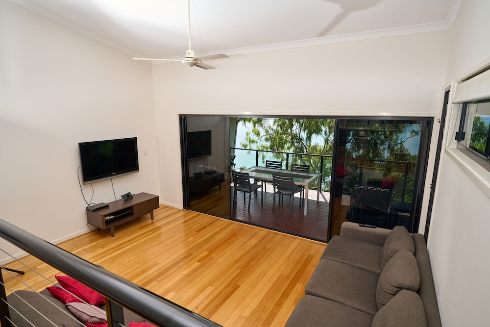 2 Bedroom Apartment 16 photo 1
