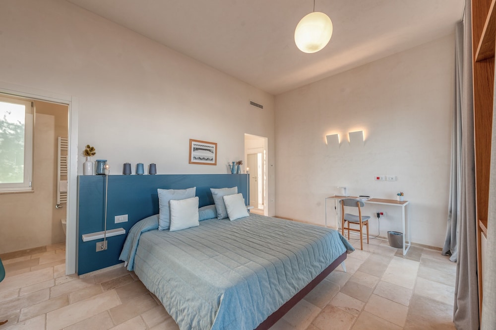 Deluxe Room, Patio, Garden Area
