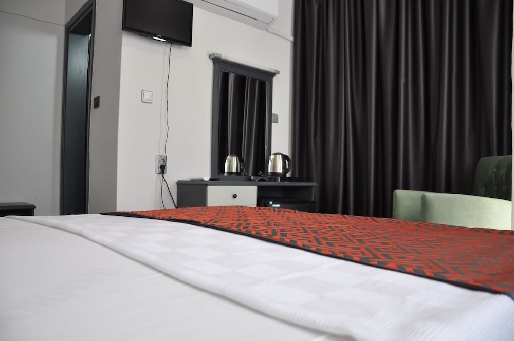 Basic Single Room
