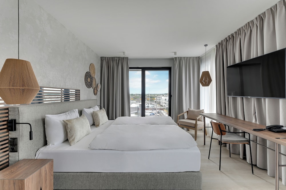 Panoramic Room, Non Smoking, Marina View photo 1