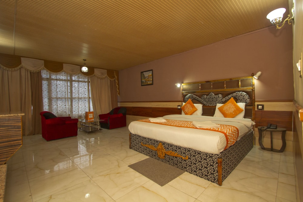 Deluxe Room - Photo 5