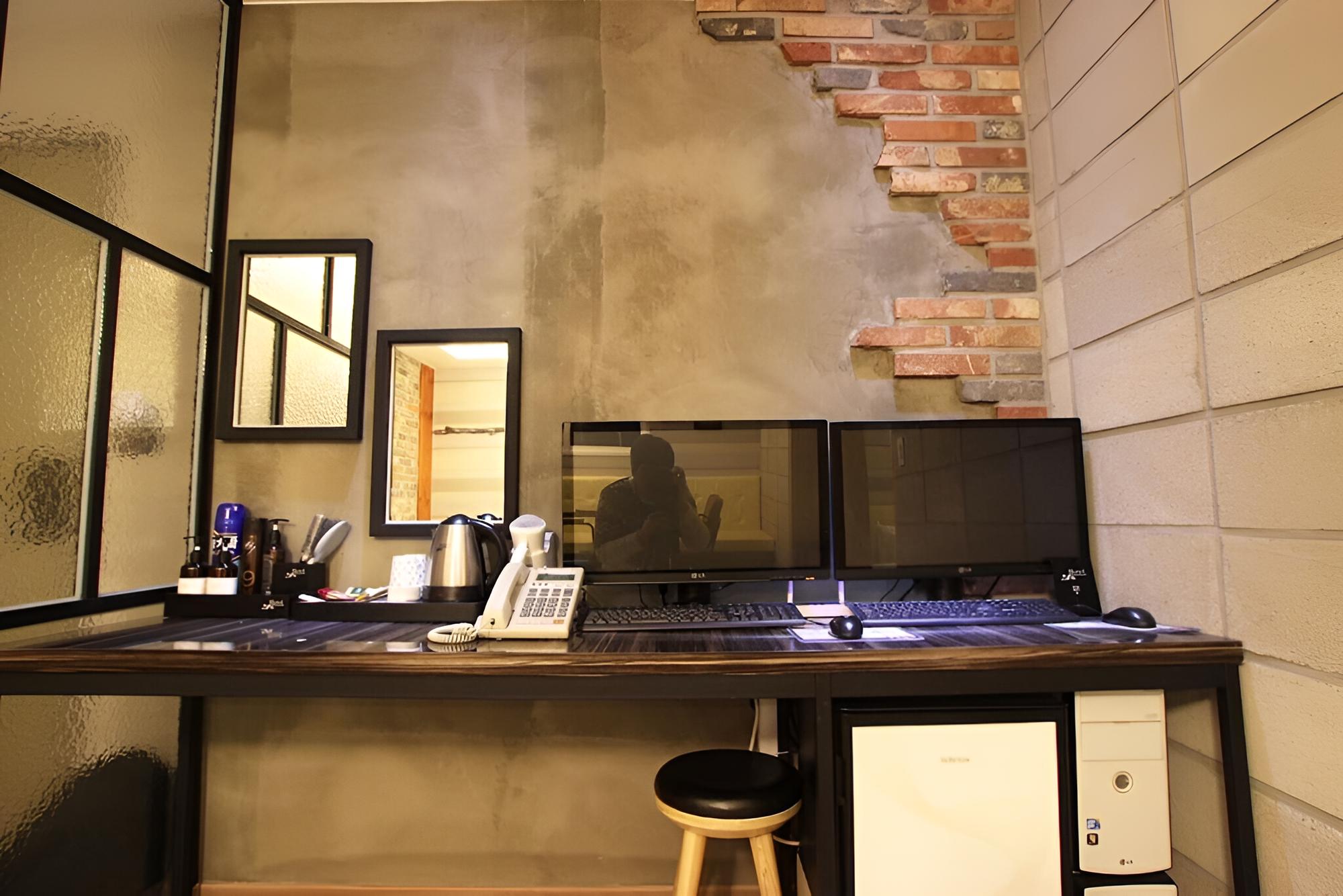 Room (Suite (Twin Spa)) - Photo 5