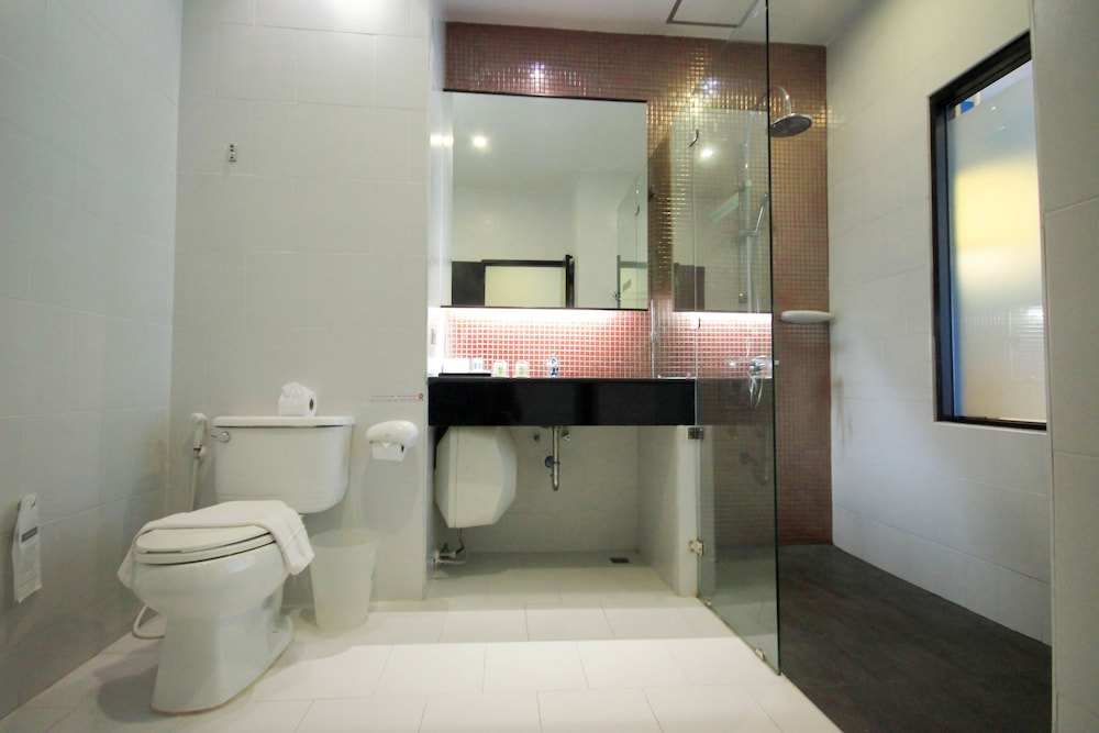 Grand Deluxe Room - Photo 5