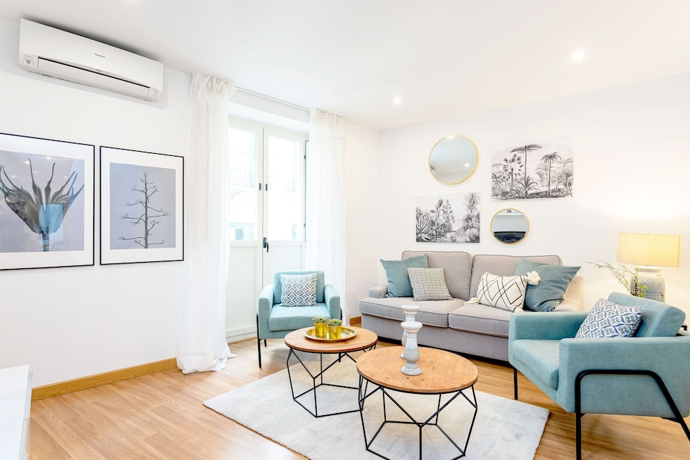Apartment (2 Bedrooms)