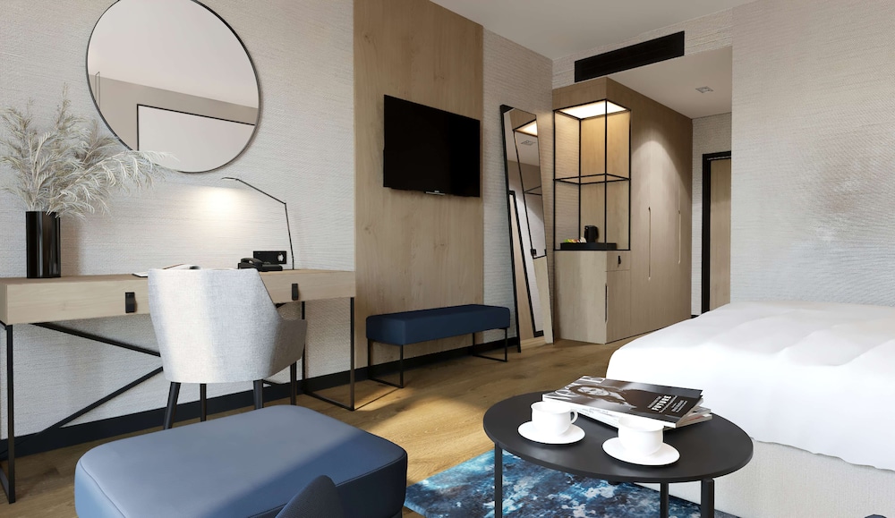 Premium Room, Non Smoking - Photo 4