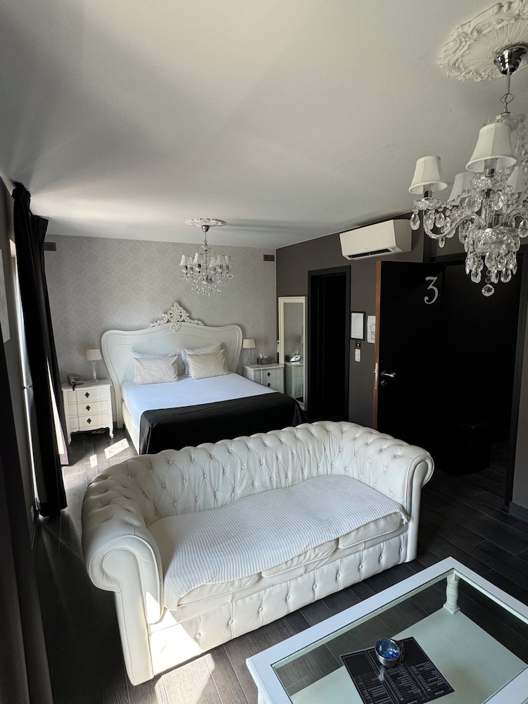 Classic Double Room photo 1