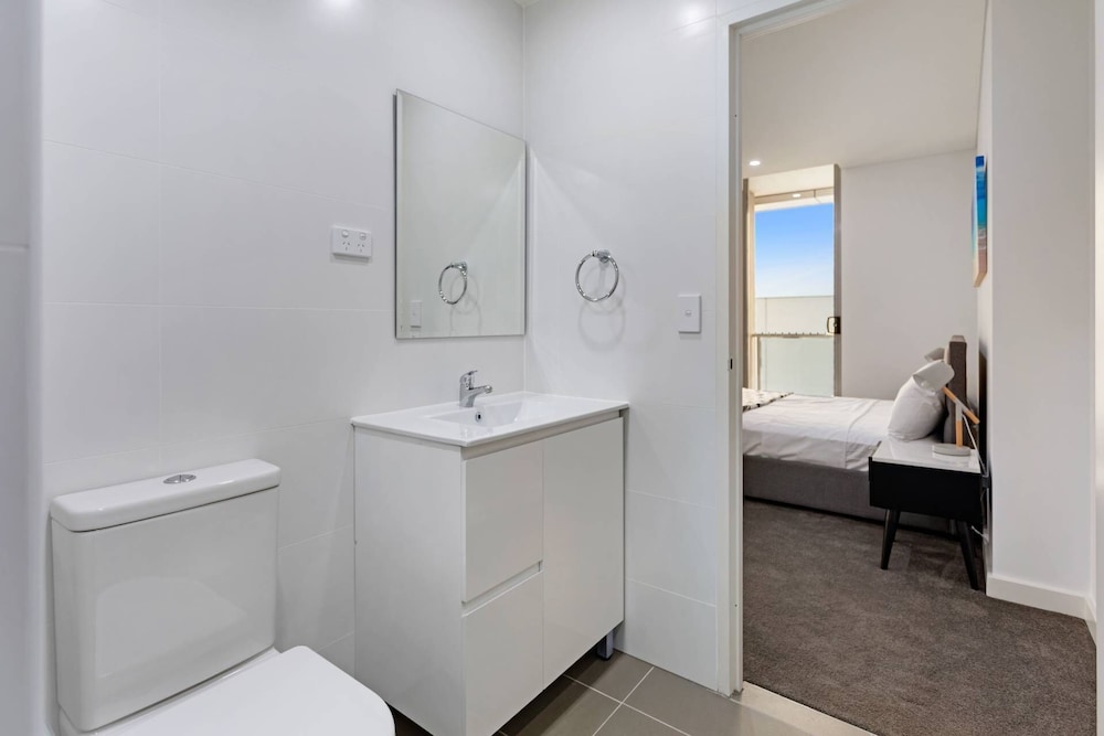 Deluxe Apartment, 3 Bedrooms photo 2