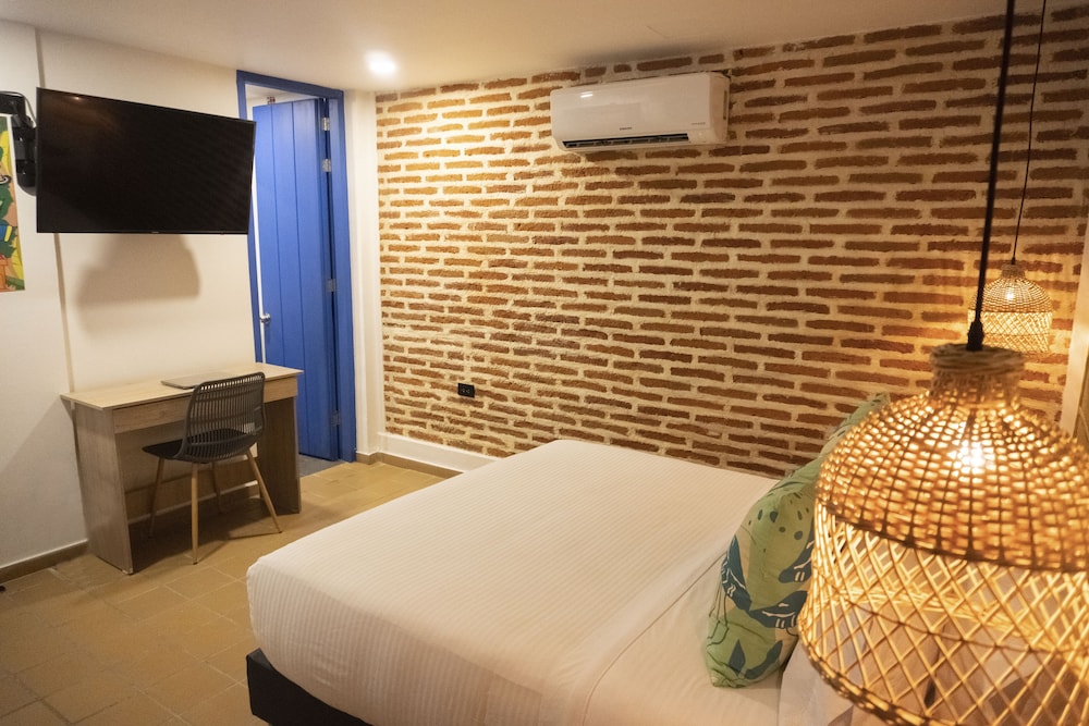 Deluxe Double Room photo 2