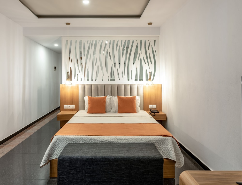 Executive Suite photo 2