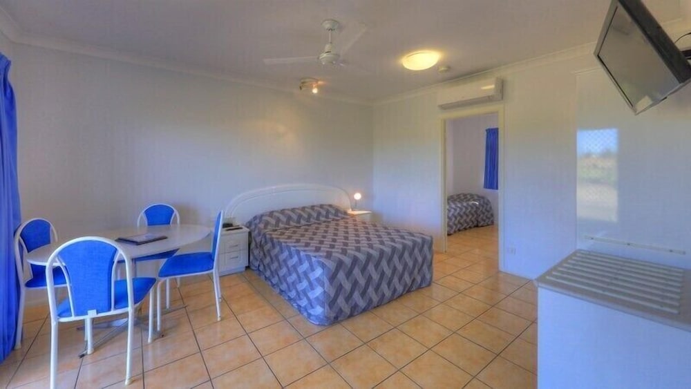 Standard Room, Non Smoking, Kitchenette (2Room Semi Self-contained) photo 3