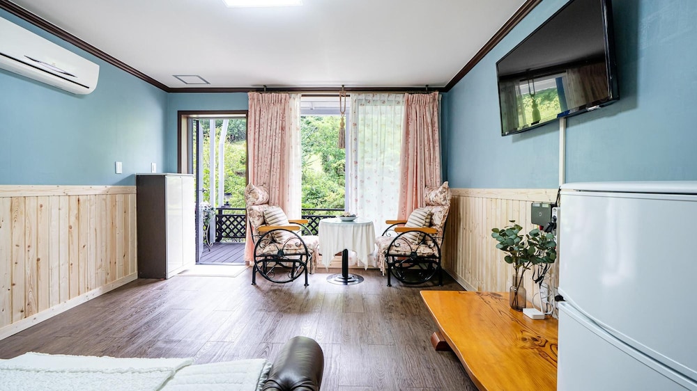 Basic Room, 1 Bedroom (Whiparamsae ( F1 )) photo 2